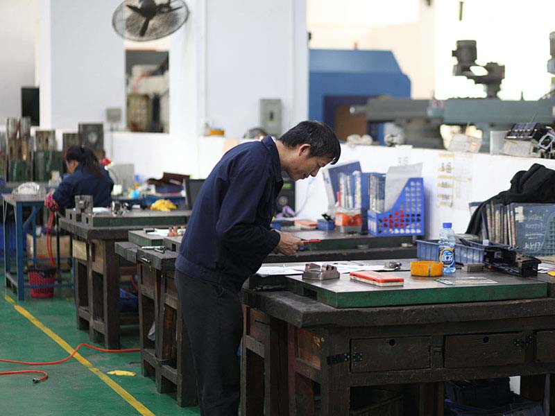 塑胶模具装配 塑胶模具装配